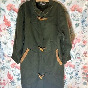 Vintage Women's Green Duffle Coat with Tan Accents